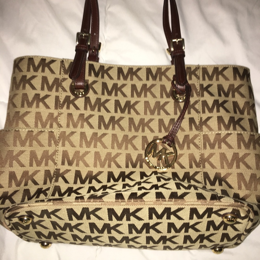 Micheal Kors tote bag